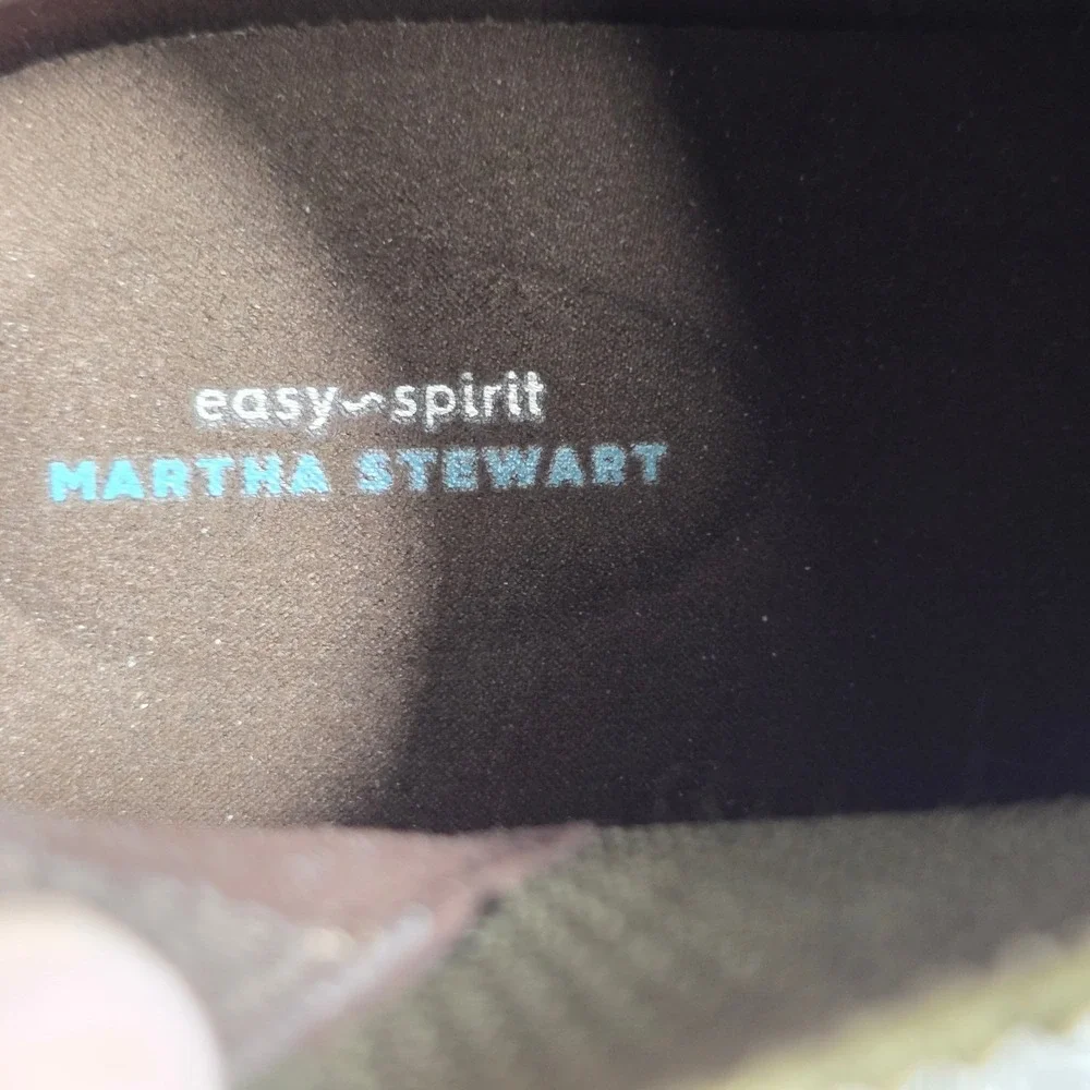 Easy Spirit Martha Stewart Ankle Boots Olive Green Suede Zipper‎ Womens 11M Exc